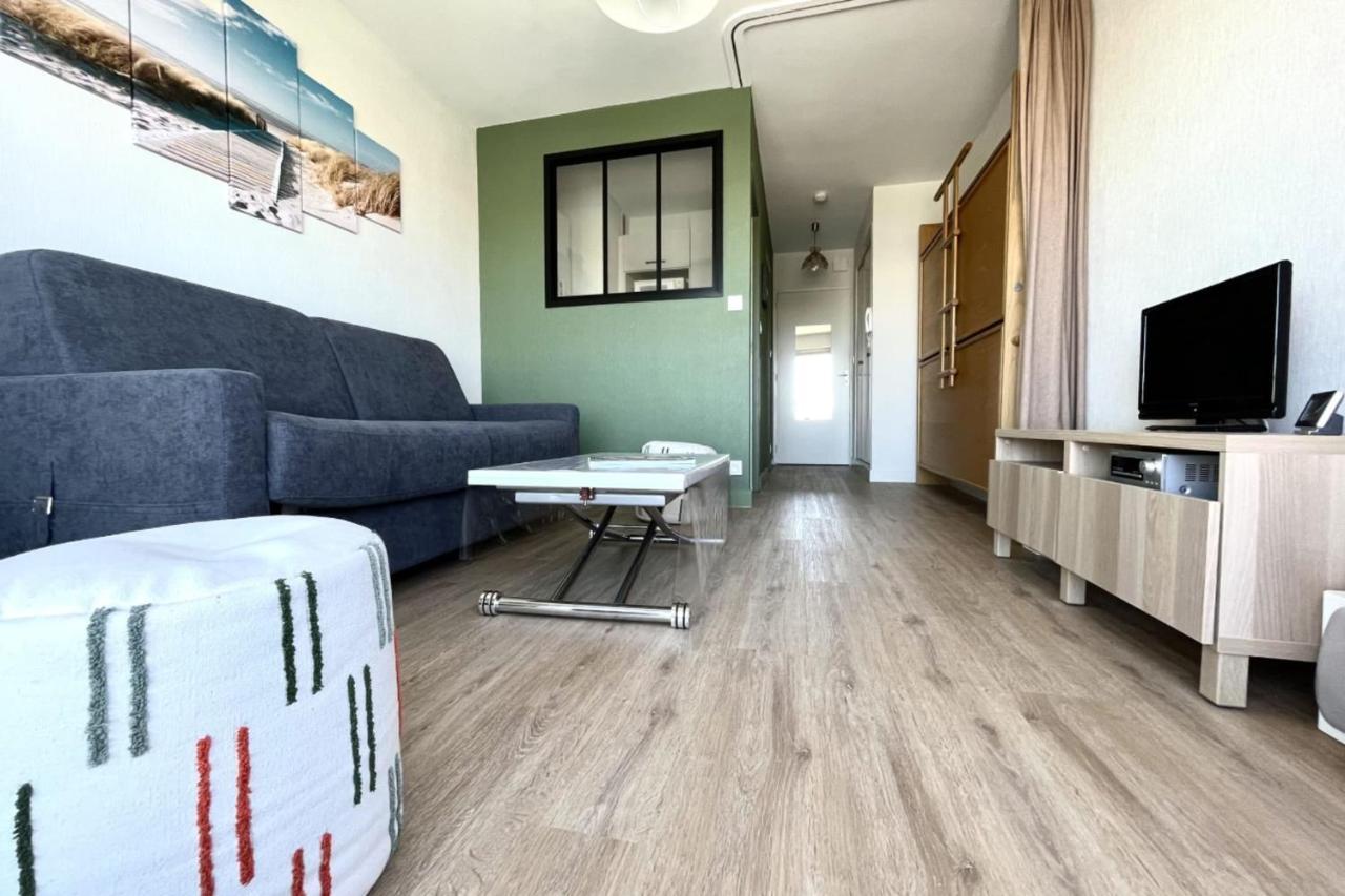 Pretty And Bright Studio With View On The Harbor لي سابلِ دولونْ المظهر الخارجي الصورة